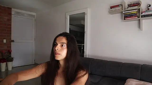  Vahos  online show from 07-26-26, 03:08