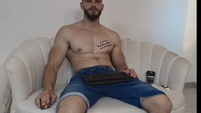 MauroTwin online show from 06-20-26, 04:54