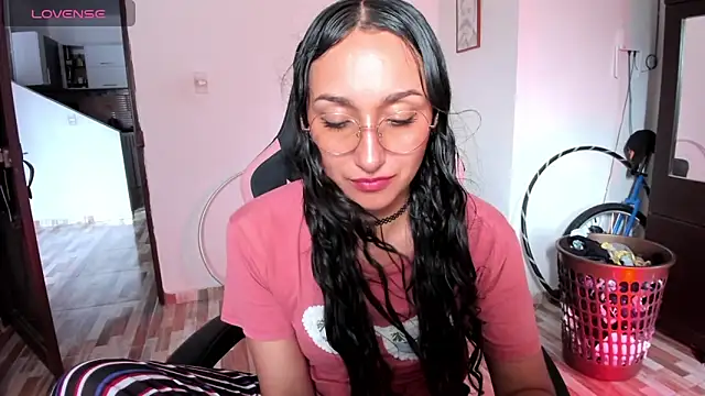Snapshot of adrena_10 chatting on 04-30-26, 09:52 adrena 10 online show from 04-30-26, 09:52