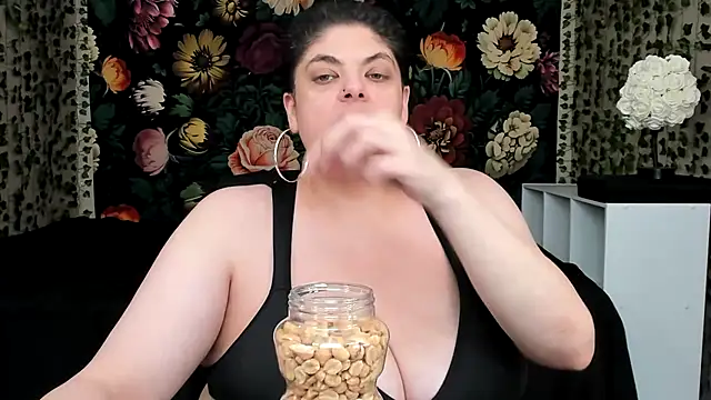 Exotic-Melons online show from 03-08-25, 04:23