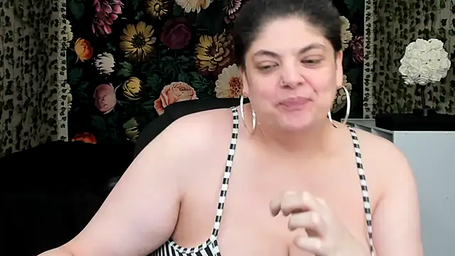 Exotic-Melons online show from 03-09-25, 10:19