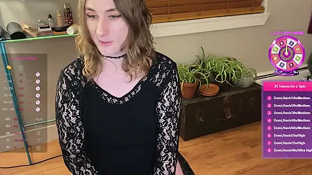 luluvaladon online show from 12-08-24, 05:18