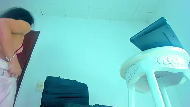 Snapshot of SEXYBABYGIRLTS chatting on 01-16-25, 06:59 SEXYBABYGIRLTS online show from 01-16-25, 06:59