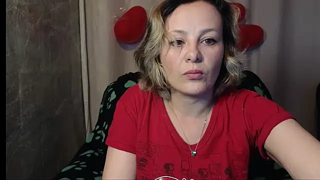 Snapshot of dagny-jo chatting on 02-28-25, 02:42 dagny-jo online show from 02-28-25, 02:42