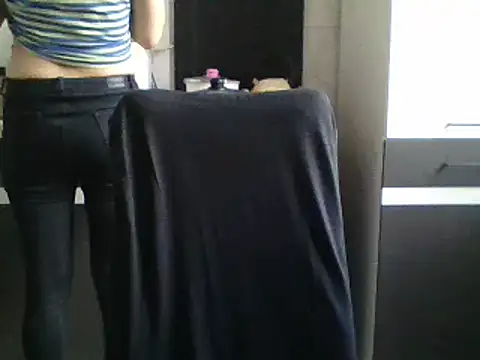 Snapshot of Katesweetkate chatting on 02-03-25, 01:40 Katesweetkate online show from 02-03-25, 01:40