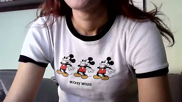 Snapshot of Katesweetkate chatting on 10-21-25, 07:20 Katesweetkate online show from 10-21-25, 07:20