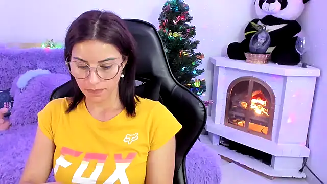 Arenne rouse online show from 12-28-24, 02:11