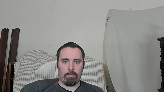 Snapshot of Metalstud chatting on 02-22-26, 09:19 Metalstud online show from 02-22-26, 09:19