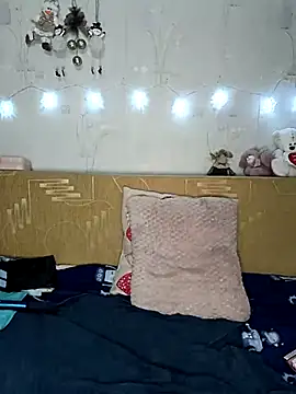 Katti Kissa online show from 12-20-25, 06:37