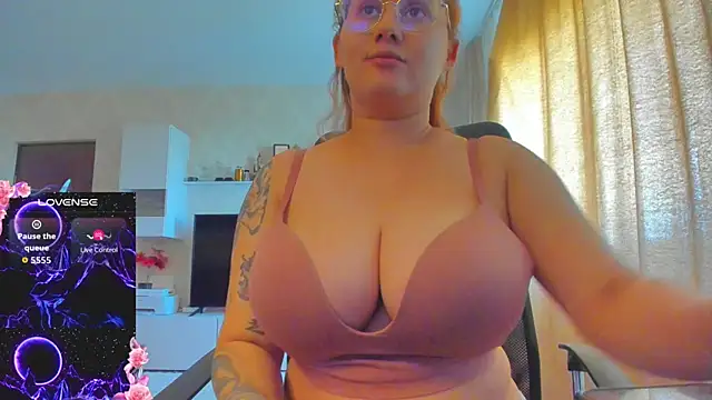 hot evil queen online show from 09-28-25, 09:25