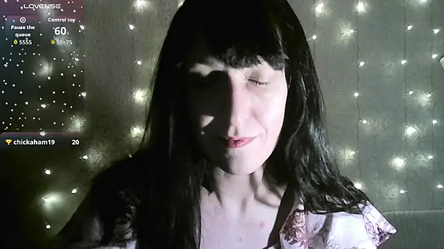 MarieODahliaS online show from 12-18-25, 12:22