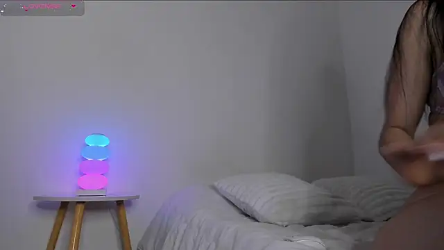 sophia clark1 online show from 03-19-26, 04:55