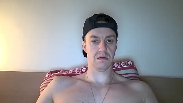 Snapshot of ploki2180 chatting on 03-09-25, 06:28 ploki2180 online show from 03-09-25, 06:28