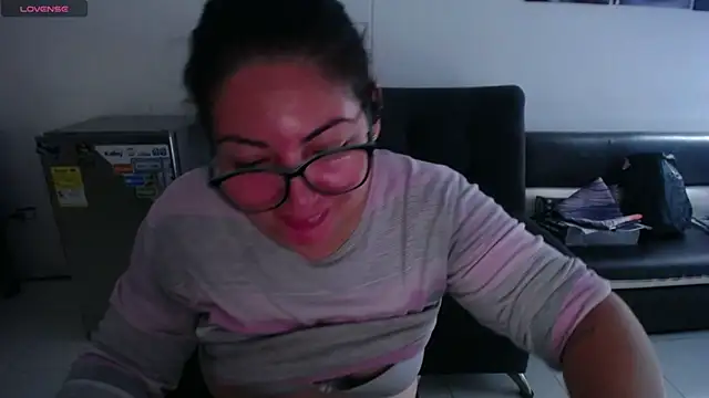 Snapshot of abigail_curvy chatting on 02-03-25, 08:57 abigail curvy online show from 02-03-25, 08:57