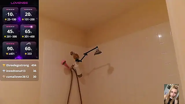 Blondiewithanass online show from 10-27-25, 01:31