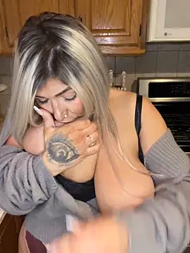 Snapshot of LittleMissEeve chatting on 11-24-25, 09:25 LittleMissEeve online show from 11-24-25, 09:25