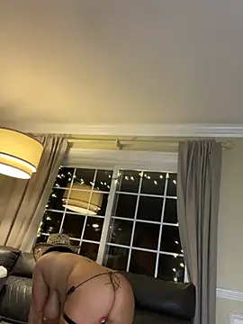 LittleMissEeve online show from 06-02-26, 03:41
