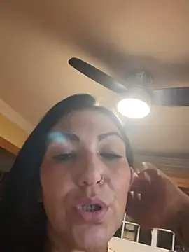 LittleMissEeve online show from 06-03-26, 03:53