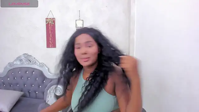 katherin cruz  online show from 11-07-25, 06:41