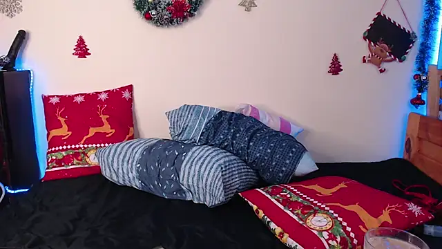 Annie p online show from 12-29-24, 04:27