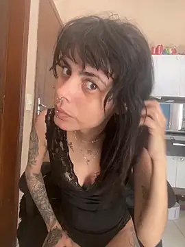 Snapshot of Sarah-safada chatting on 11-27-25, 06:43 Sarah-safada online show from 11-27-25, 06:43