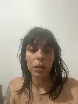 Snapshot of Sarah-safada chatting on 06-09-26, 01:39 Sarah-safada online show from 06-09-26, 01:39