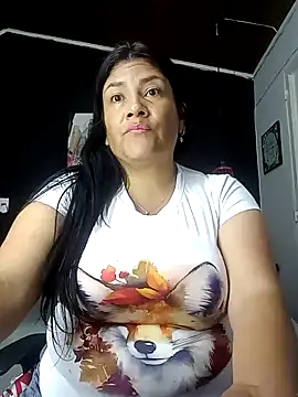 Snapshot of salomexlove_20 chatting on 02-04-25, 12:44 salomexlove 20 online show from 02-04-25, 12:44