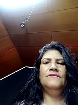 Snapshot of salomexlove_20 chatting on 02-08-25, 01:01 salomexlove 20 online show from 02-08-25, 01:01