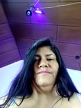Snapshot of salomexlove_20 chatting on 03-11-25, 12:39 salomexlove 20 online show from 03-11-25, 12:39