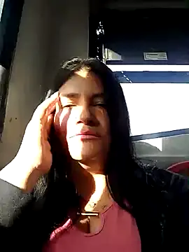 Snapshot of salomexlove_20 chatting on 03-20-25, 12:22 salomexlove 20 online show from 03-20-25, 12:22