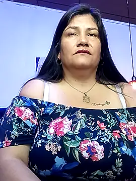 Snapshot of salomexlove_20 chatting on 10-11-25, 12:58 salomexlove 20 online show from 10-11-25, 12:58