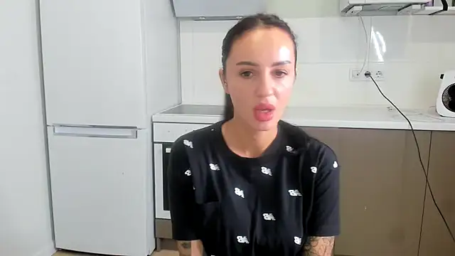 Your Masha online show from 12-21-25, 08:43