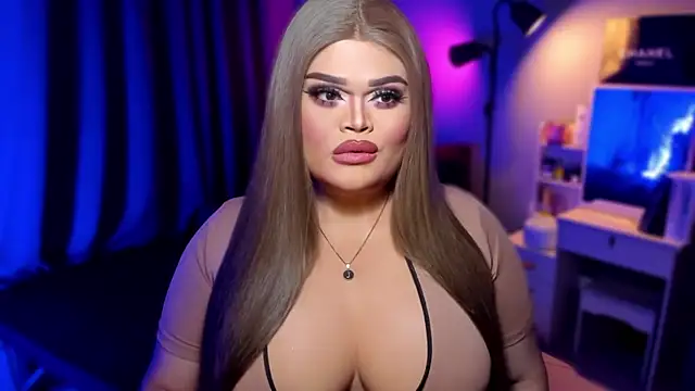 KarolinaThompson online show from 12-08-24, 07:43