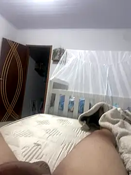 Snapshot of lefararafael chatting on 09-30-25, 02:05 lefararafael online show from 09-30-25, 02:05