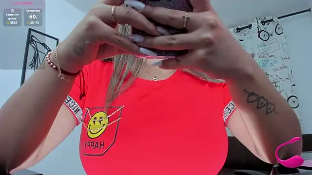 sweetfabianaxl online show from 03-22-25, 07:42