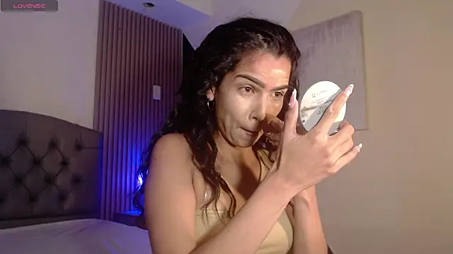 ximena diaz online show from 10-01-25, 08:48