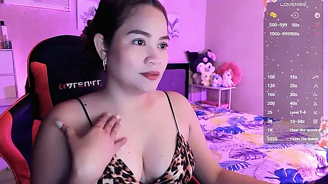 yenyen  online show from 03-17-26, 01:32