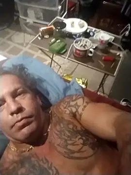 Snapshot of trucker1979 chatting on 10-06-25, 12:24 trucker1979 online show from 10-06-25, 12:24