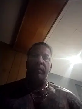 Snapshot of trucker1979 chatting on 06-18-26, 03:16 trucker1979 online show from 06-18-26, 03:16