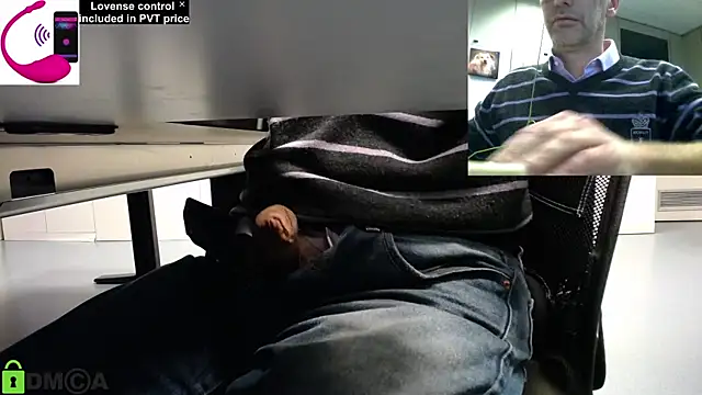 pliko online show from 11-18-25, 03:27