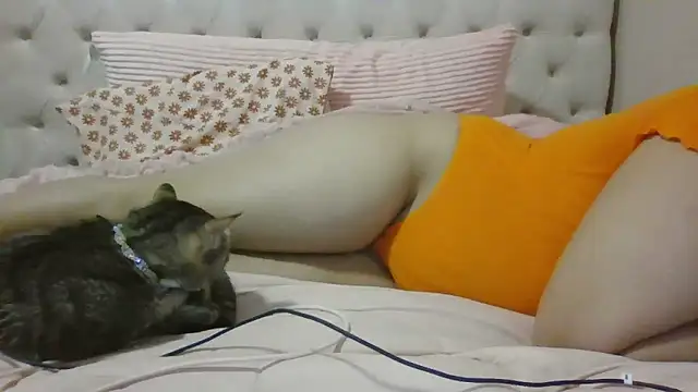 beautylovess online show from 01-06-26, 06:17