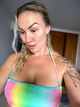 NastyMilf  online show from 06-12-26, 08:35