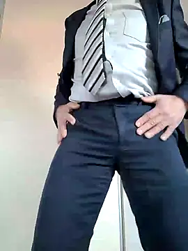 Snapshot of Justforoneday chatting on 12-06-24, 11:44 Justforoneday online show from 12-06-24, 11:44