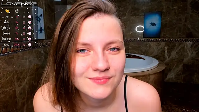 MelindaTin online show from 10-26-25, 01:44