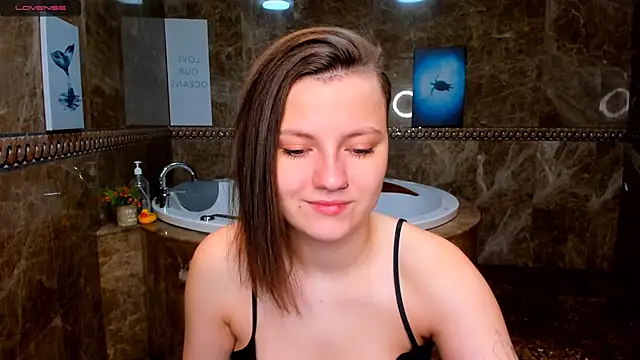 MelindaTin online show from 12-02-25, 01:33