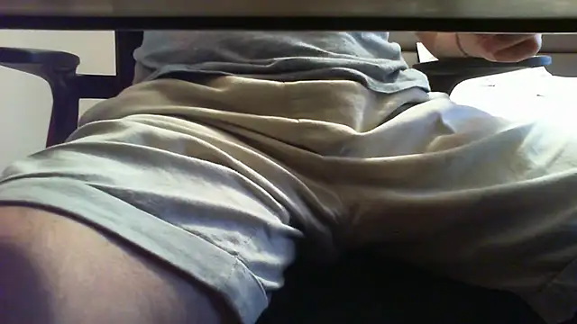 Snapshot of pasiuni chatting on 06-18-26, 06:34 pasiuni online show from 06-18-26, 06:34