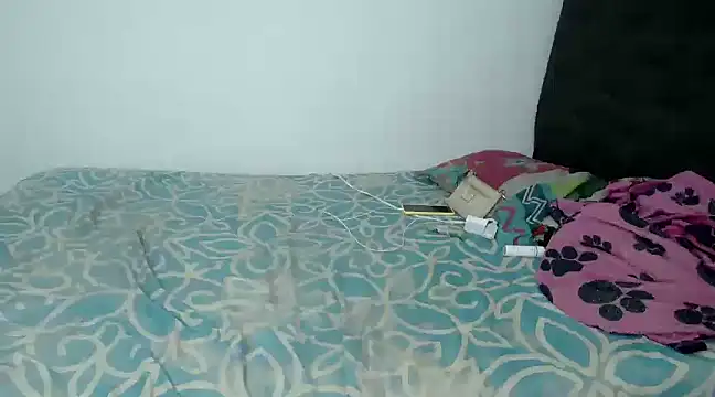 Snapshot of skynataly chatting on 01-08-25, 08:49 skynataly online show from 01-08-25, 08:49