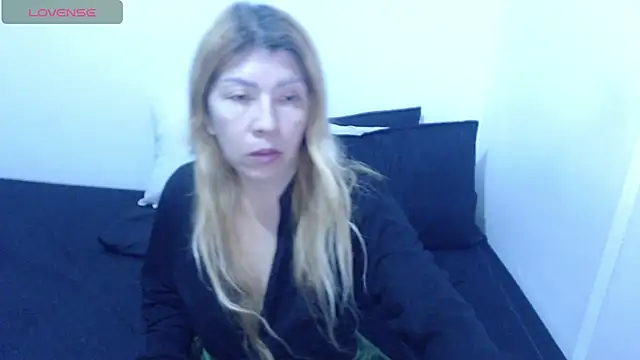 Dulce-Bella online show from 03-03-26, 03:29