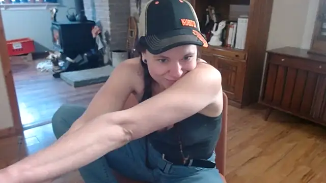 Snapshot of MarcyJones chatting on 01-29-25, 10:22 MarcyJones online show from 01-29-25, 10:22