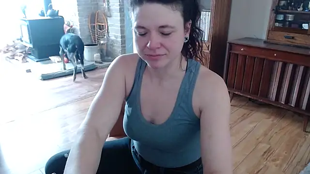 Snapshot of MarcyJones chatting on 02-13-25, 05:33 MarcyJones online show from 02-13-25, 05:33